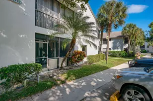 4772 NW 22nd St, Coconut Creek, FL 33063 - Photo 4