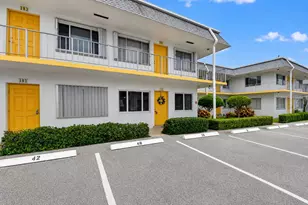 3240 Lake Osborne Dr, Lake Worth Beach, FL 33461 - Photo 4