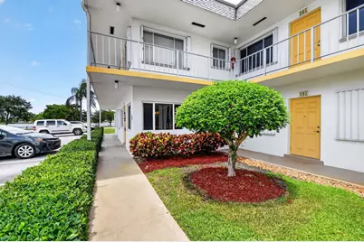 3240 Lake Osborne Drive #Apt 104, Lake Worth Beach, FL 33461 - Photo 8
