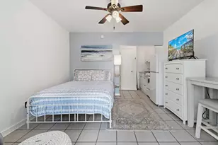101 Blossom Ln, Palm Beach Shores, FL 33404 - Photo 2