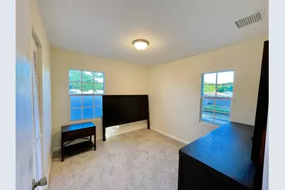 5555 Garden Avenue #Apt. 2 (upstairs), West Palm Beach, FL 33405 - Photo 4