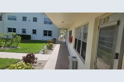317 Northampton P, West Palm Beach, FL 33417 - Photo 4
