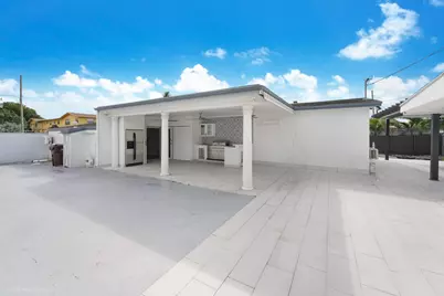 6660 W 13th Avenue, Hialeah, FL 33012 - Photo 22
