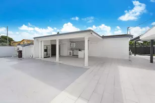 6660 W 13th Ave, Hialeah, FL 33012 - Photo 22