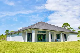 2643 Dyer Rd, Fort Pierce, FL 34952 - Photo 2
