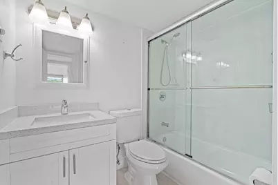 9170 Fontainebleau Boulevard #301, Miami, FL 33172 - Photo 28