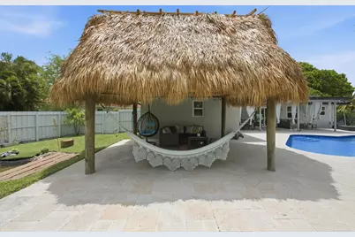 1929 NW 90th Lane, Coral Springs, FL 33071 - Photo 36