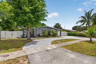 3420 NW 5th Ct, Lauderhill, FL 33311 - Photo 2