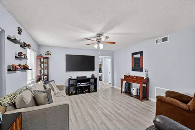 536 Shady Pine Way #A2, Greenacres, FL 33415 - Photo 10