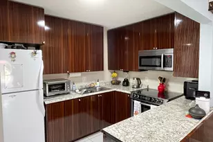 536 Shady Pine Way, Greenacres, FL 33415 - Photo 2