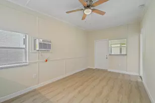 627 Bunker Rd, West Palm Beach, FL 33405 - Photo 6