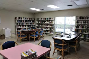 2805 Crosley Dr E, West Palm Beach, FL 33415 - Photo 30