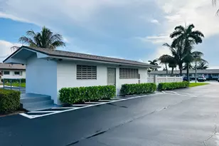 2805 Crosley Dr E, West Palm Beach, FL 33415 - Photo 12