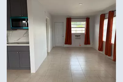 1017 SE 3rd Street #4, Deerfield Beach, FL 33441 - Photo 8