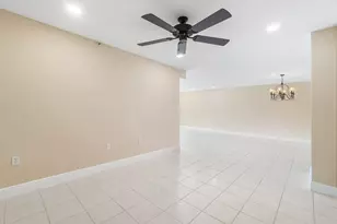 14096 Huntington Pointe Dr, Delray Beach, FL 33484 - Photo 16