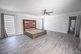 9010 S Lake Dasha Dr, Plantation, FL 33324 - Photo 10