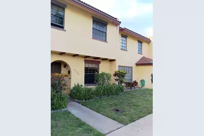 2768 NW 47th Lane #2803, Lauderdale Lakes, FL 33313 - Photo 2
