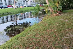 2768 NW 47th Ln, Lauderdale Lakes, FL 33313 - Photo 8