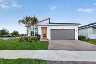 10744 SW Estella Ln, Port Saint Lucie, FL 34987 - Photo 32