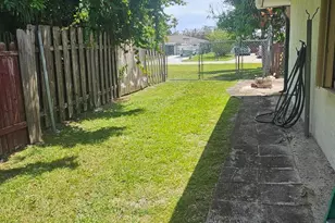 2268 SE Shelter Dr, Port Saint Lucie, FL 34952 - Photo 14