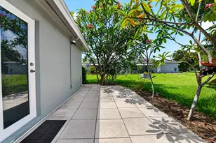 912 South Dr, Delray Beach, FL 33445 - Photo 22