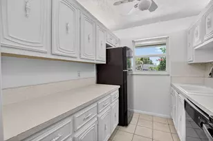 912 South Dr, Delray Beach, FL 33445 - Photo 6