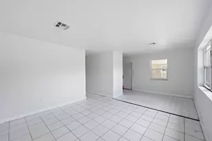 272 NE 42nd Ct, Deerfield Beach, FL 33064 - Photo 12