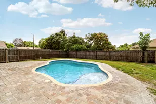 98 Pintail Ct, Royal Palm Beach, FL 33411 - Photo 8