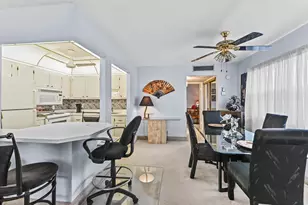 38 Saxony, Delray Beach, FL 33446 - Photo 6