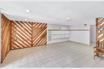 450 NW 20th Street #2020, Boca Raton, FL 33431 - Photo 2