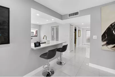 15401 Pembridge Avenue #15, Delray Beach, FL 33484 - Photo 14