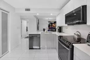 15401 Pembridge Ave, Delray Beach, FL 33484 - Photo 1