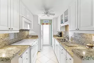 101 NE 19th Ave, Deerfield Beach, FL 33441 - Photo 8