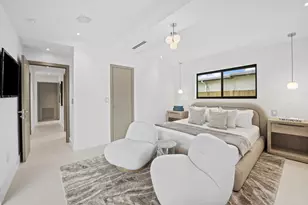 2370 NE 195th St, Miami, FL 33180 - Photo 12