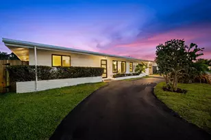 2370 NE 195th St, Miami, FL 33180 - Photo 28