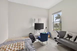 8347 Cadre Noir Rd, Lake Worth, FL 33467 - Photo 10