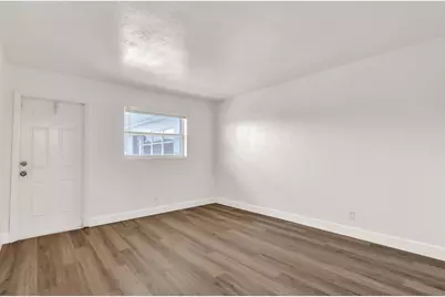 2701 Avenue E, Riviera Beach, FL 33404 - Photo 14
