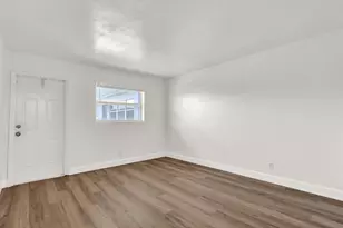 2701 Avenue E, Riviera Beach, FL 33404 - Photo 14