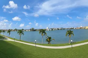 18555 NE 14th Ave, Miami, FL 33179 - Photo 12