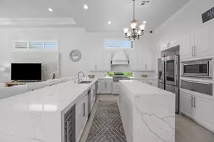 10771 Versailles Blvd, Wellington, FL 33449 - Photo 10