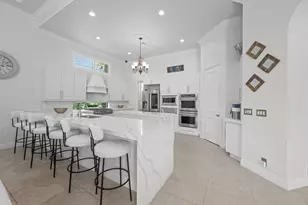 10771 Versailles Blvd, Wellington, FL 33449 - Photo 8