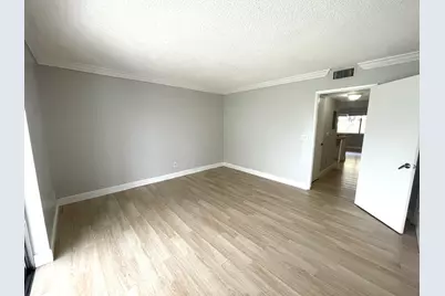 1811 Meadows Circle W, Boynton Beach, FL 33436 - Photo 16