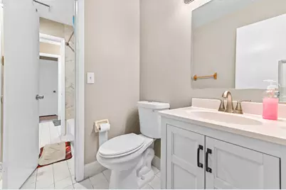 7904 SW 8th Street, North Lauderdale, FL 33068 - Photo 18