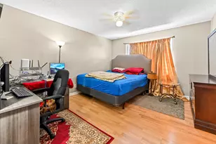 7904 SW 8th St, North Lauderdale, FL 33068 - Photo 20