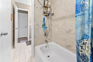 7904 SW 8th St, North Lauderdale, FL 33068 - Photo 18