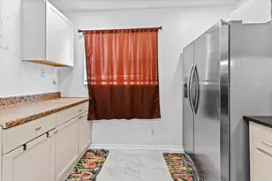 7904 SW 8th St, North Lauderdale, FL 33068 - Photo 4
