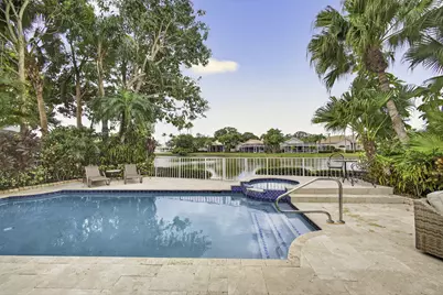 108 Eagleton Lane, Palm Beach Gardens, FL 33418 - Photo 4