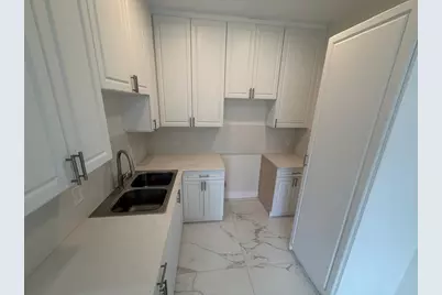 6410 NW Miami Court, Miami, FL 33150 - Photo 10