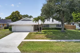 559 Azure Ave, Wellington, FL 33414 - Photo 52