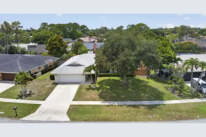 559 Azure Avenue, Wellington, FL 33414 - Photo 54